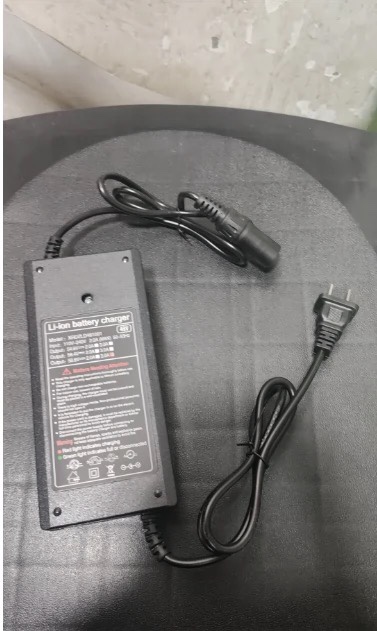 充电器小神牛小咪48V/52V