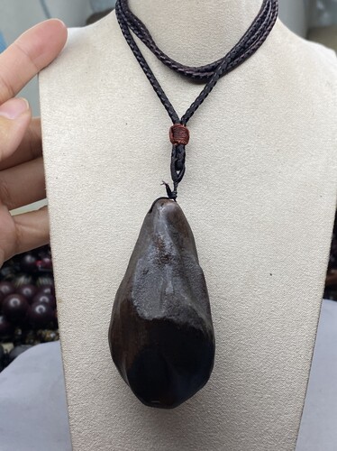 越南富森红土沉香随型手把件5321