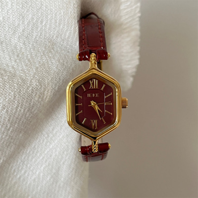 菱形小表盘复古风小众气质多边形精致女士皮带手表直播引流
