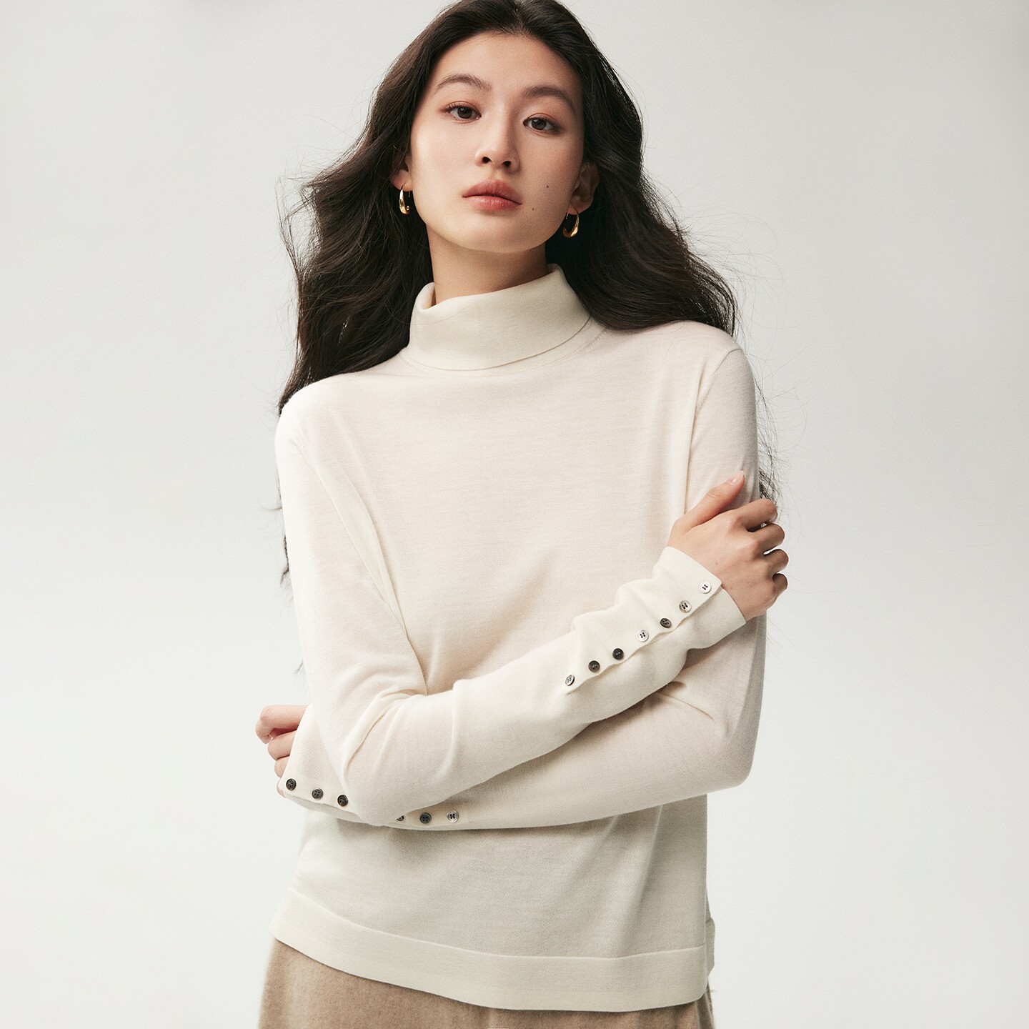 扬子纱精纺100%纯羊毛堆堆领针织衫女袖口带扣修身毛衣超薄打底衫