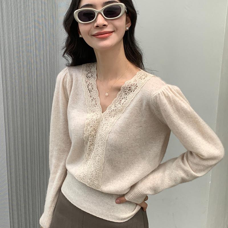 纯欲风蕾丝拼接针织打底衫