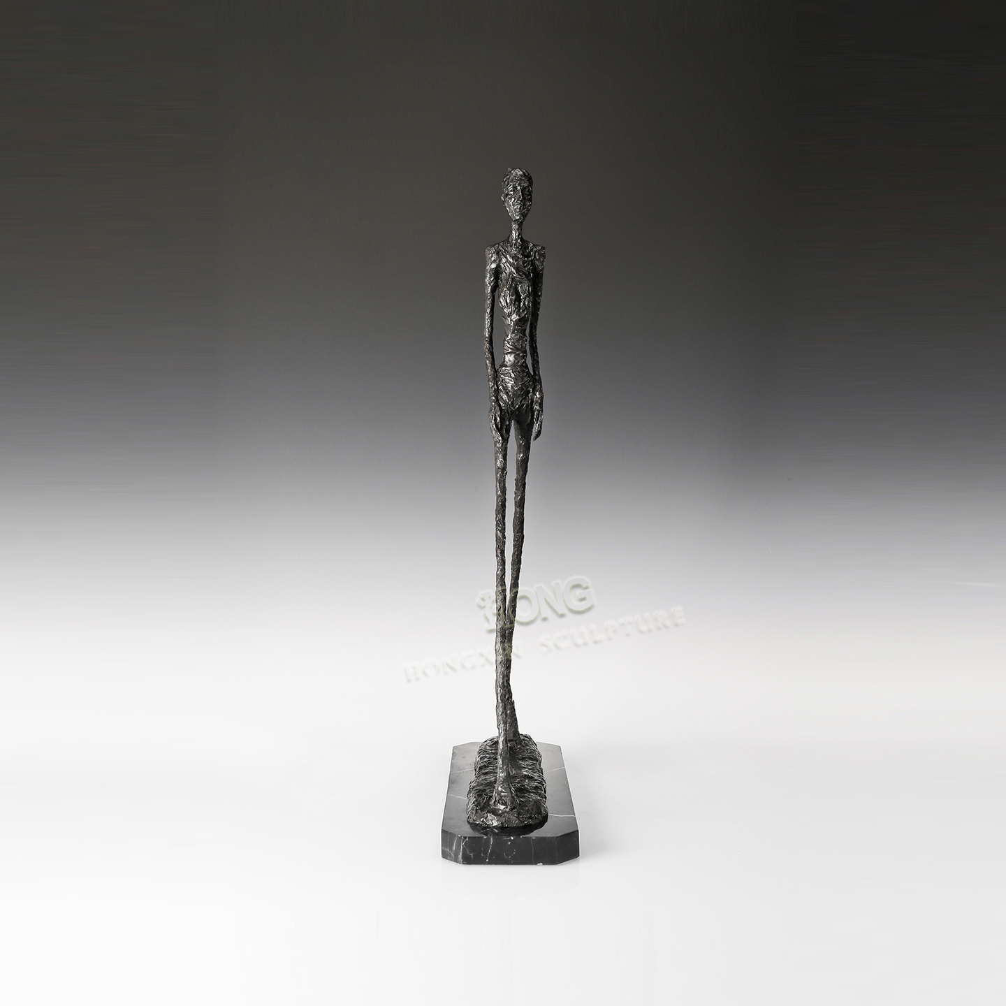 鸿鑫雕塑黄铜孤独的行者工艺摆件