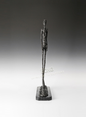 鸿鑫雕塑黄铜孤独的行者工艺摆件