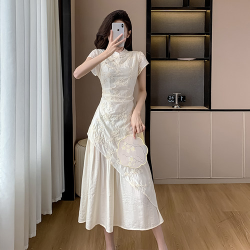 EIA一尧皎皎玉兰新中式国风连衣裙裙子2025新款女夏刺绣改良旗袍