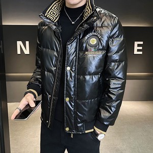 冬季简欧洲站羽绒服刺绣亮面90%白鸭商务立领厚外套黑色Y9183P280,男装羽绒服,星座1207