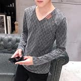 灰色