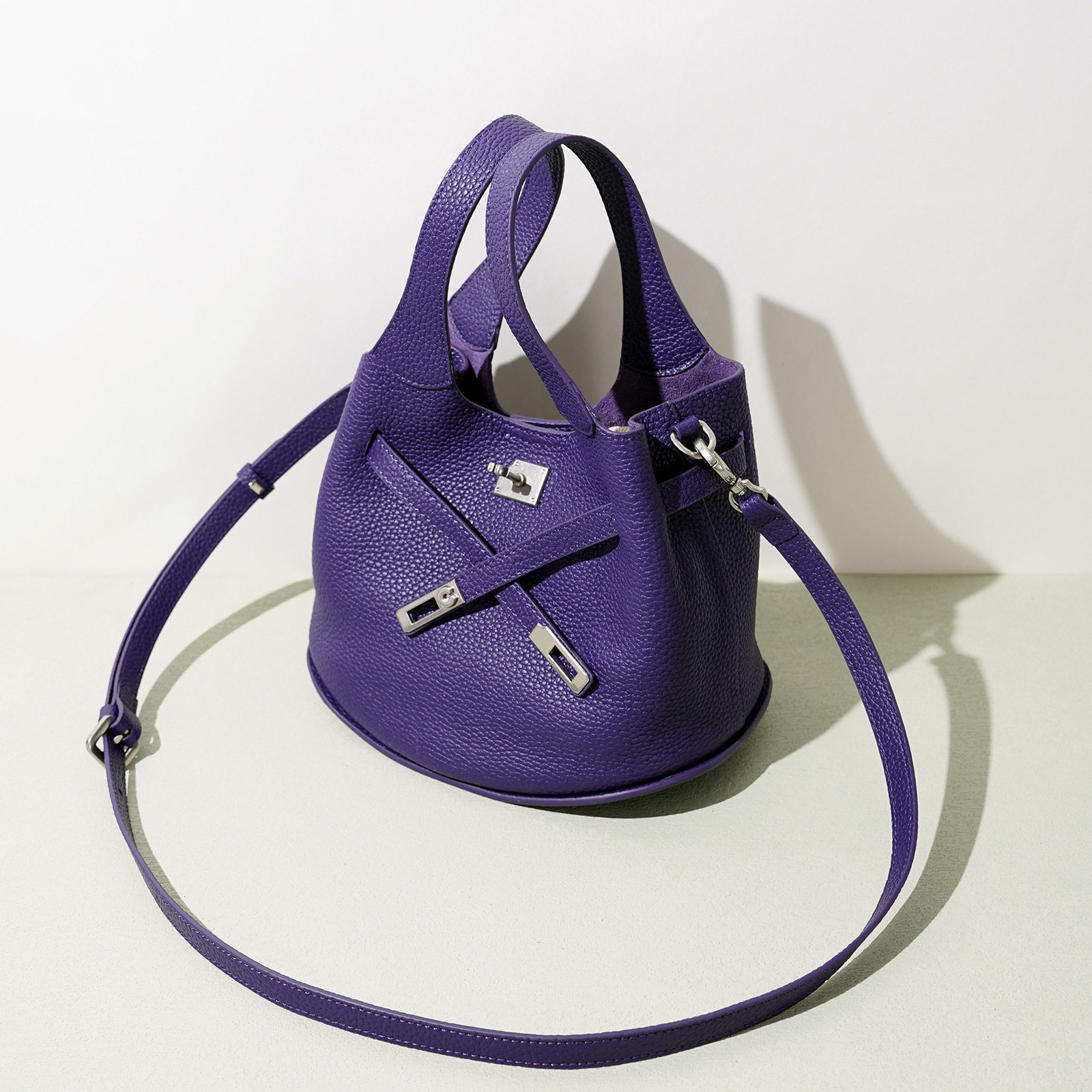 2026小众百搭真皮手提包简约精致都市菜篮子小水桶包单肩斜跨女包