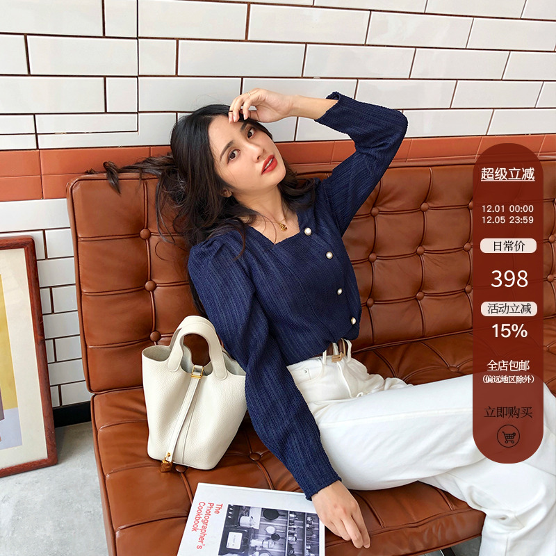 elwing原创漏锁骨小心机长袖上衣