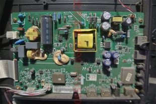 长虹 32D2000 主板 一体板 JUC7.820.00119650屏C320X15-E1-L(LG)