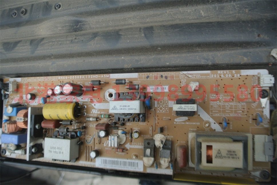 三星LA32C350D1电源板 BN44-00369A I32HD-ASM