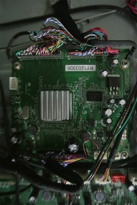 同方LE-43TX3900拆机倍频板 SZTHTFTV1911 V1.3 屏LTA430HW01