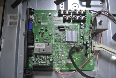 海信TLM32V68A拆机主板 RSAG7.820.2181(BOM2) 配屏LC320WXE