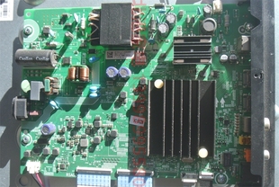 屏HD550YT1U61 海信 RSAG7.820.10830 主板 T0B1 55E3F