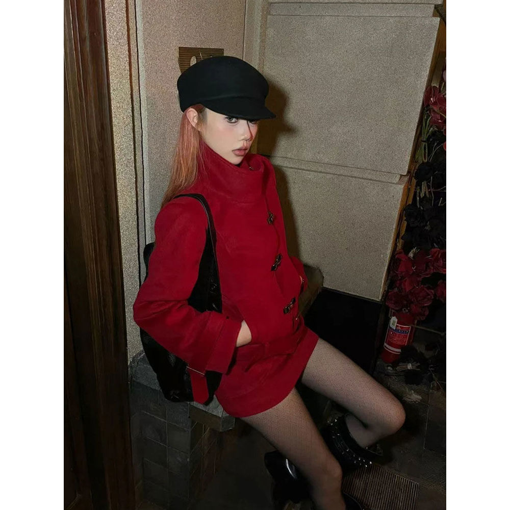 【千金缔造者】黑色毛呢加厚立领短外套+半身短裙小个子减龄套装