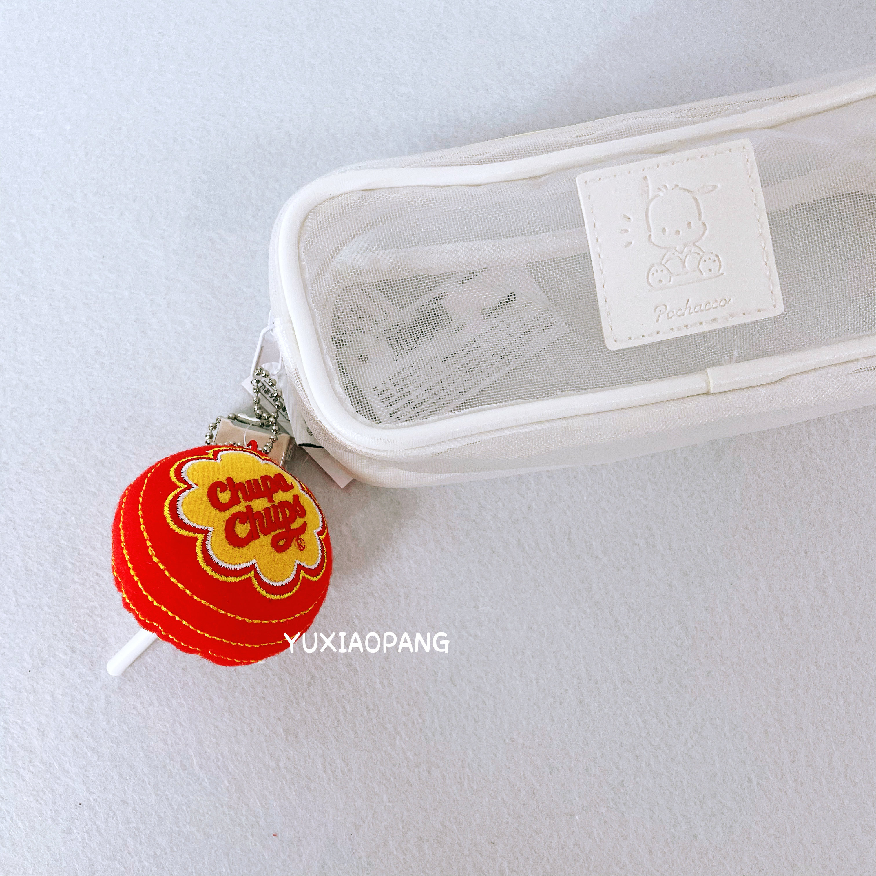 珍宝珠限定 日本 chupa chups限量款刺绣毛绒棒棒糖造型珠链挂件