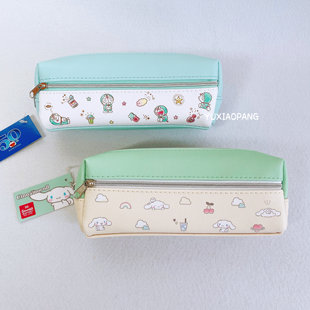 哆啦A梦和玉桂狗限定 日本 crux限量款PU皮制三层收纳拉链笔袋