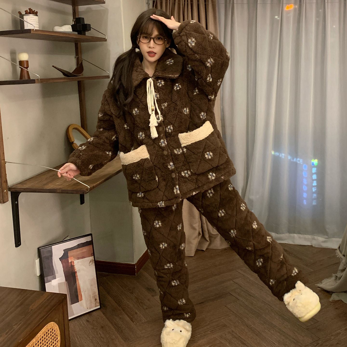 冬季新款三层夹棉睡衣女士加绒加厚卡通翻领大码可外穿家居服套装