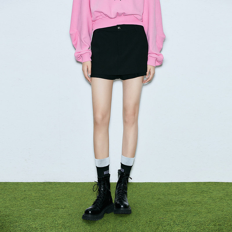 普普风时髦MINI短裙裤
