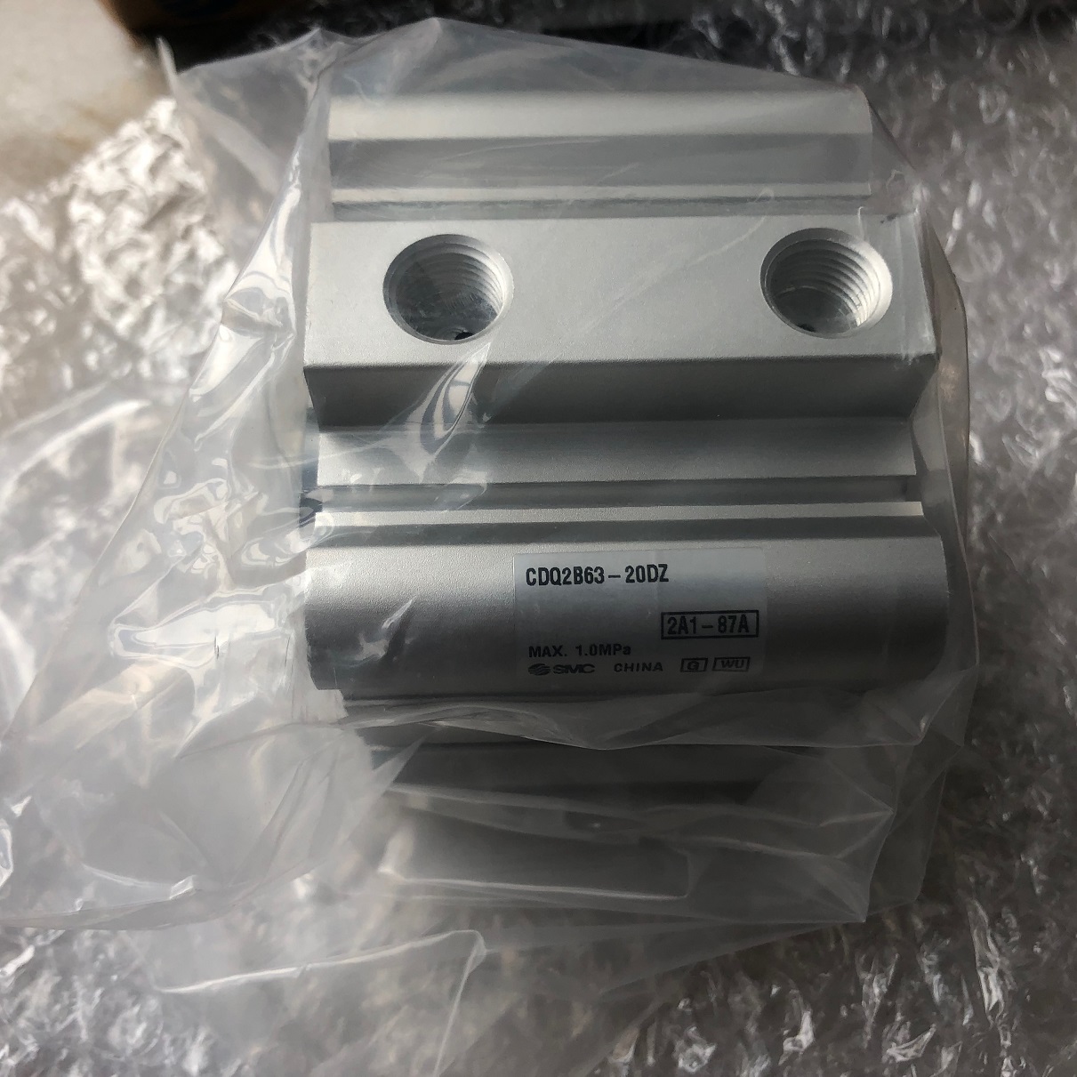 全新原装正品SMC气缸CDQ2B63-20DZ标准型气缸单杆双作用假一罚十