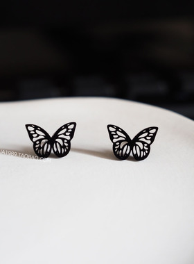 复古镂空黑色蝴蝶个性y2k小巧百搭不锈钢女耳钉耳饰耳夹耳丁耳环