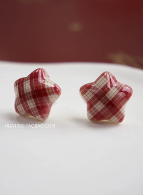 百搭日系立体复古红色格纹星星 个性女款银针耳钉耳饰 无耳洞耳夹