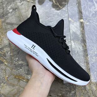 2026新款男鞋春季透气飞织网面轻便百搭黑色休闲运动鞋一脚蹬潮鞋