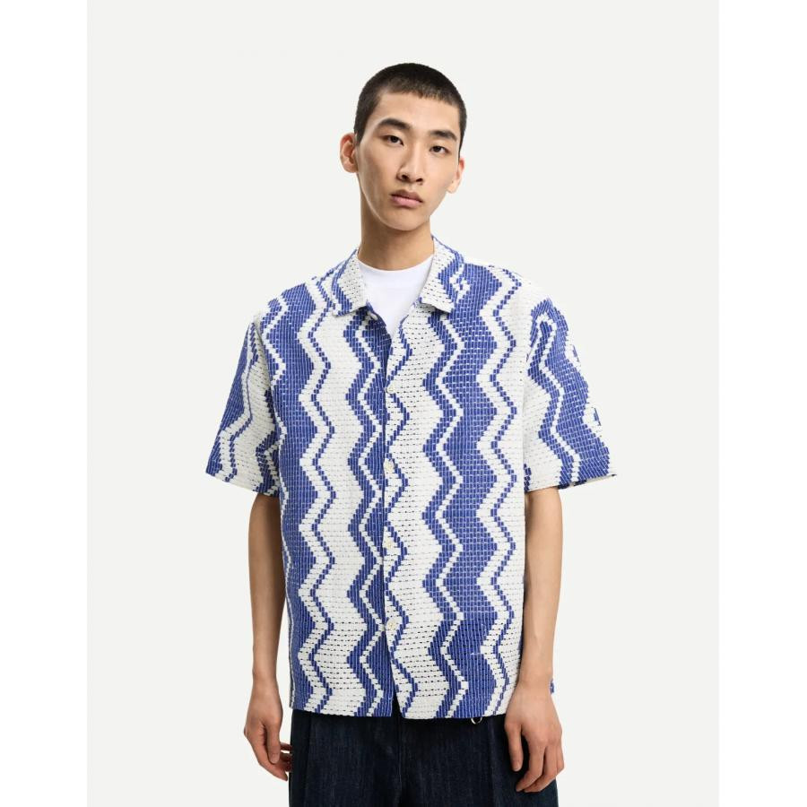 美女当家英国代购2025年夏季新款条纹慵懒度假风个性时尚短袖衬衫