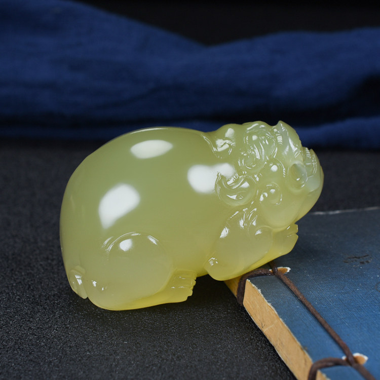 天然和田玉青白玉貔貅手把件玉石招财霸王貔貅貔貅把玩件摆件精雕