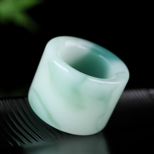 和田玉翠青玉扳指戒指
