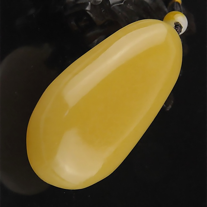 天然新疆和田玉黄玉籽料原石手把件健身手玩件男女款玉石挂件把件