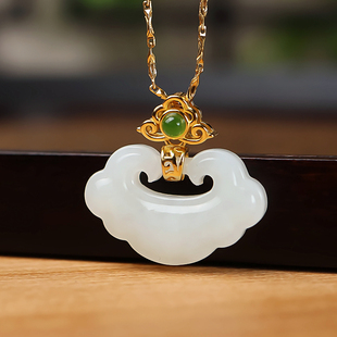 正品女款时尚玉锁项链锁骨链和田玉平安锁吊坠小挂件项链玉坠