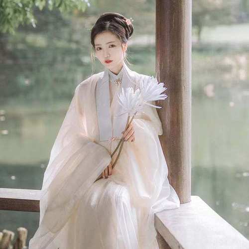 明制汉服女整套出租租赁