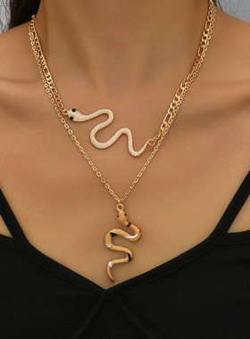 Retro fashion gold snake necklace-three-dimensional pendant