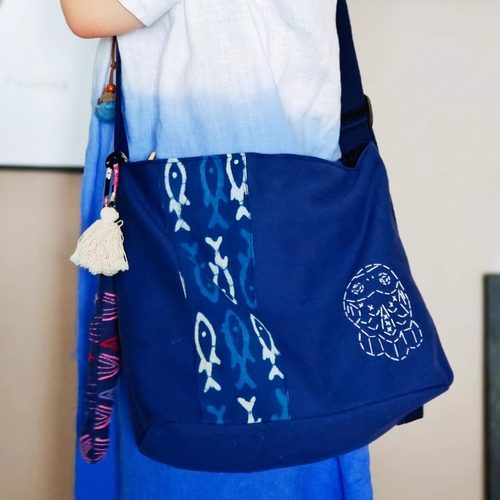 牧荑文艺蓝染手工刺子绣帆布包