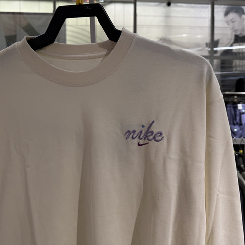 正品代购Nike耐克男背标刺绣印花宽松休闲刺绣长袖T恤 HQ8166-901