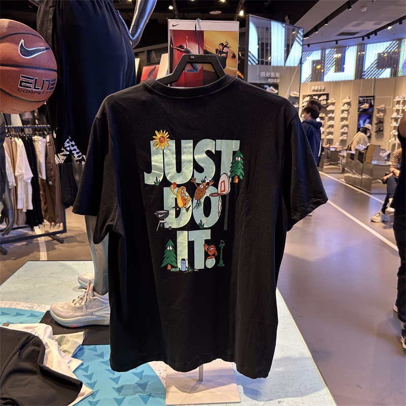 专柜正品Nike男子圆领后背时尚印花轻便透气运动休闲短袖FD0064