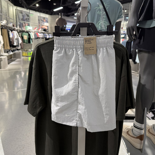 Nike耐克短裤秋季新款女士梭织运动短裤中腰休闲短裤FV6623-034