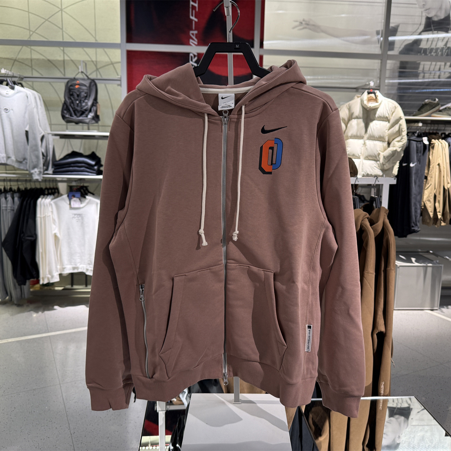 正品耐克NIKE男子速干篮球连帽衫冬季新款户外运动拼接外套IO7918