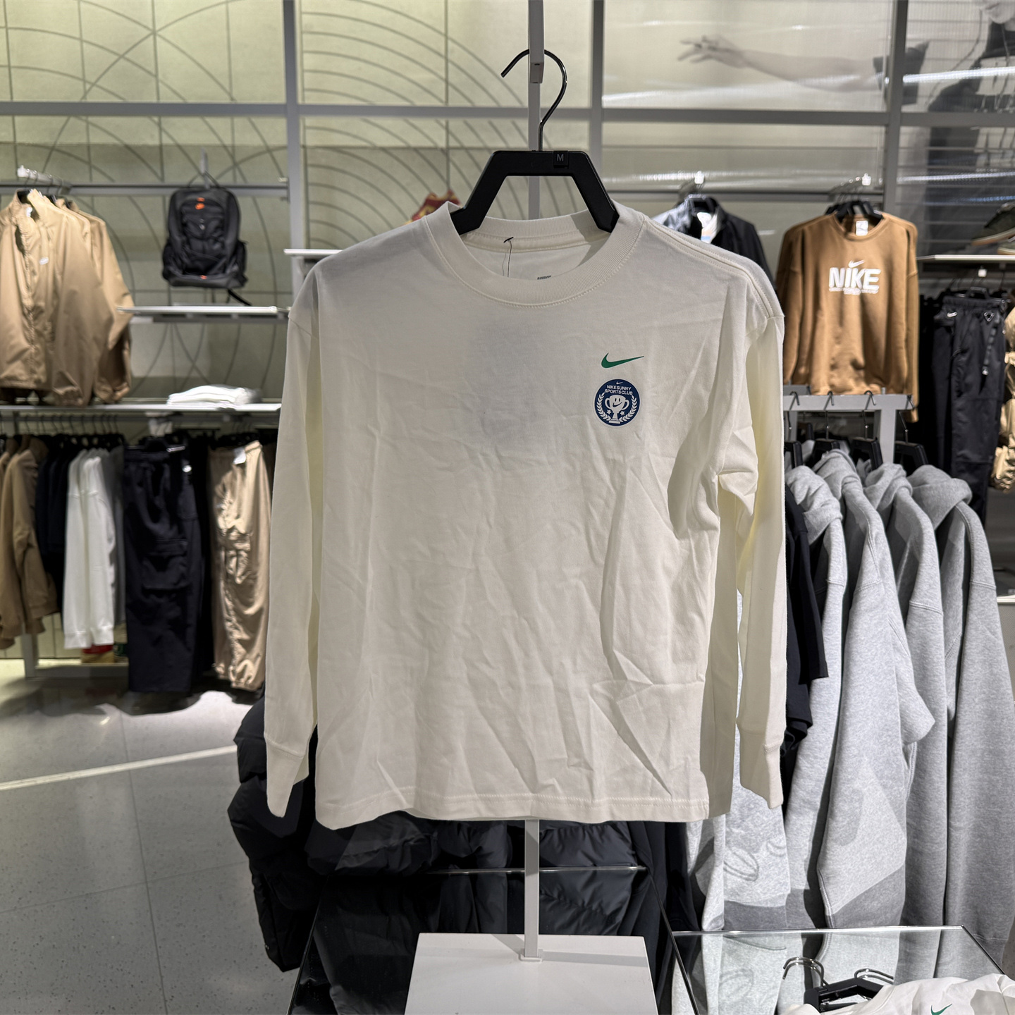 Nike 纯色简约舒适百搭圆领宽松印花长袖卫衣 HM4643-133