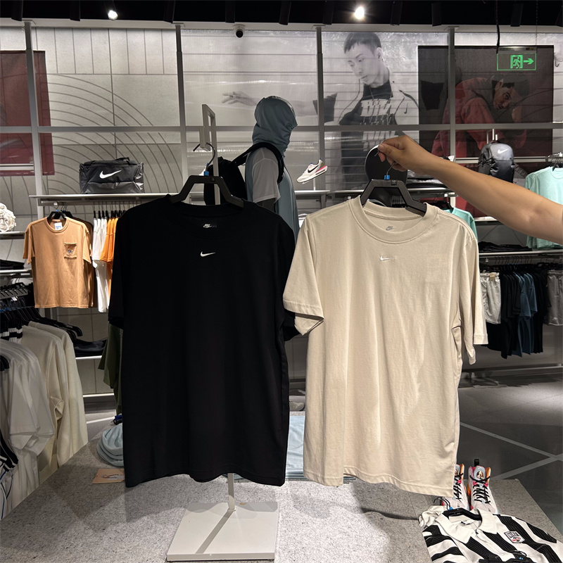 Nike耐克女子刺绣小钩子短袖T恤