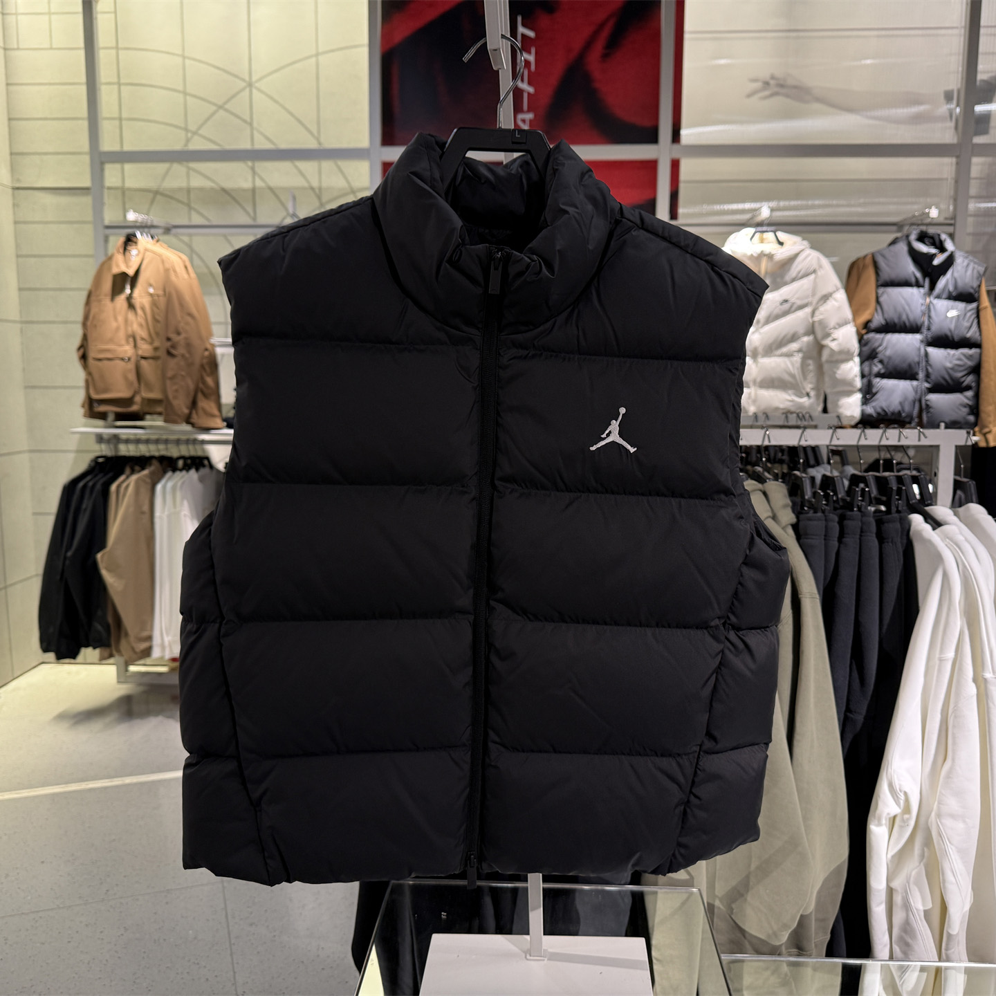 耐克JORDAN 乔丹男子冬季新款防泼水轻便宽松羽绒服马甲 IF4262