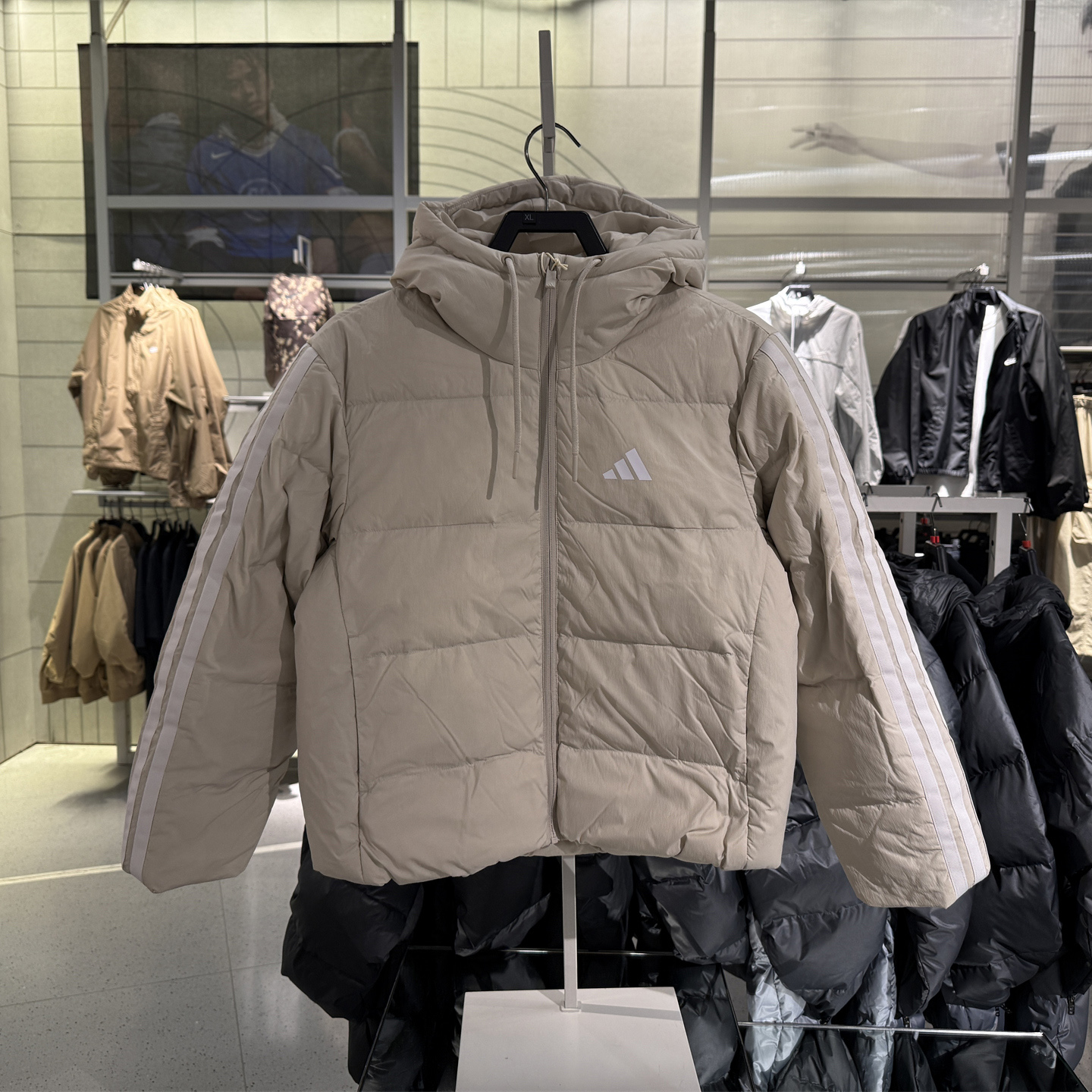 Adidas/阿迪达斯 25秋冬女子运动鸭绒连帽羽绒服KH3978/KH3979