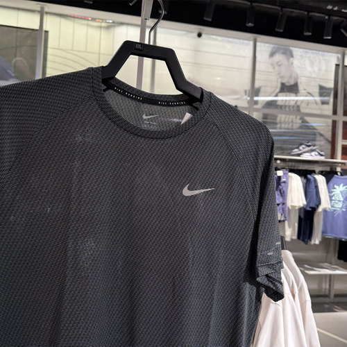 专柜正品NIKE耐克男子休闲运动跑步训练健身短袖运动T恤 HV2208