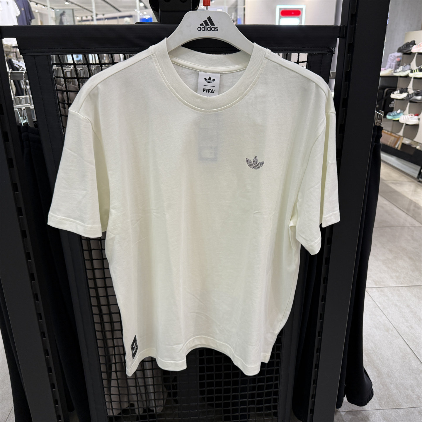 Adidas三叶草男子 复古时尚印花足球风运动短袖T恤 KD1429 KD1430图片