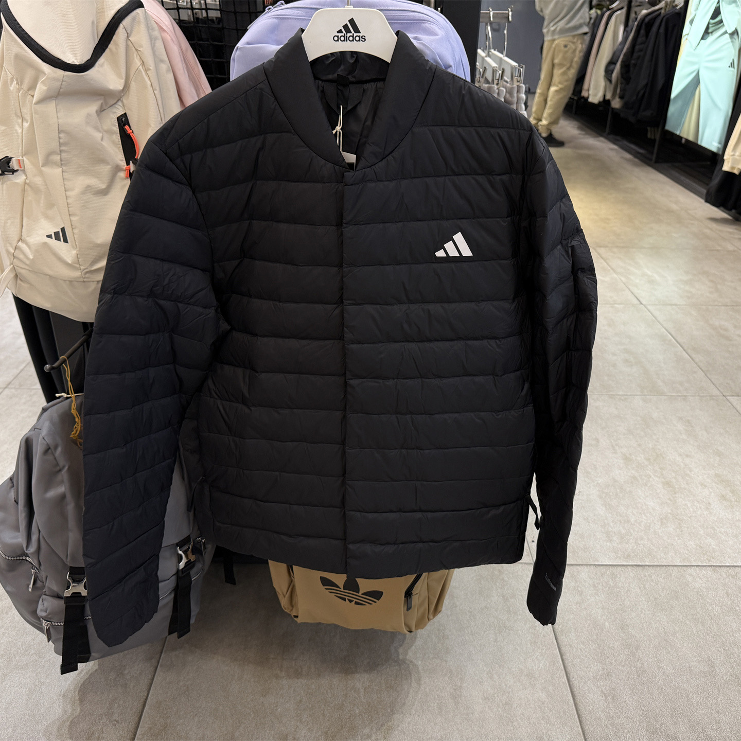 阿迪达斯男25冬季新款休闲运动超轻立领宽松舒适轻薄羽绒服KH3985