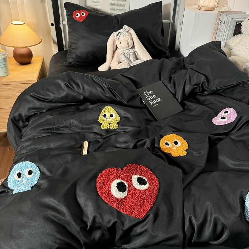 夏季凉感冰丝可爱刺绣被套床上四件套纯色丝滑裸睡床单宿舍三件套