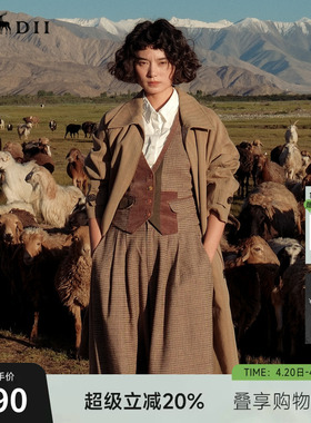 谜底大廓形长风衣女2025秋新品通勤时尚质感挺阔H型翻领253ME1051