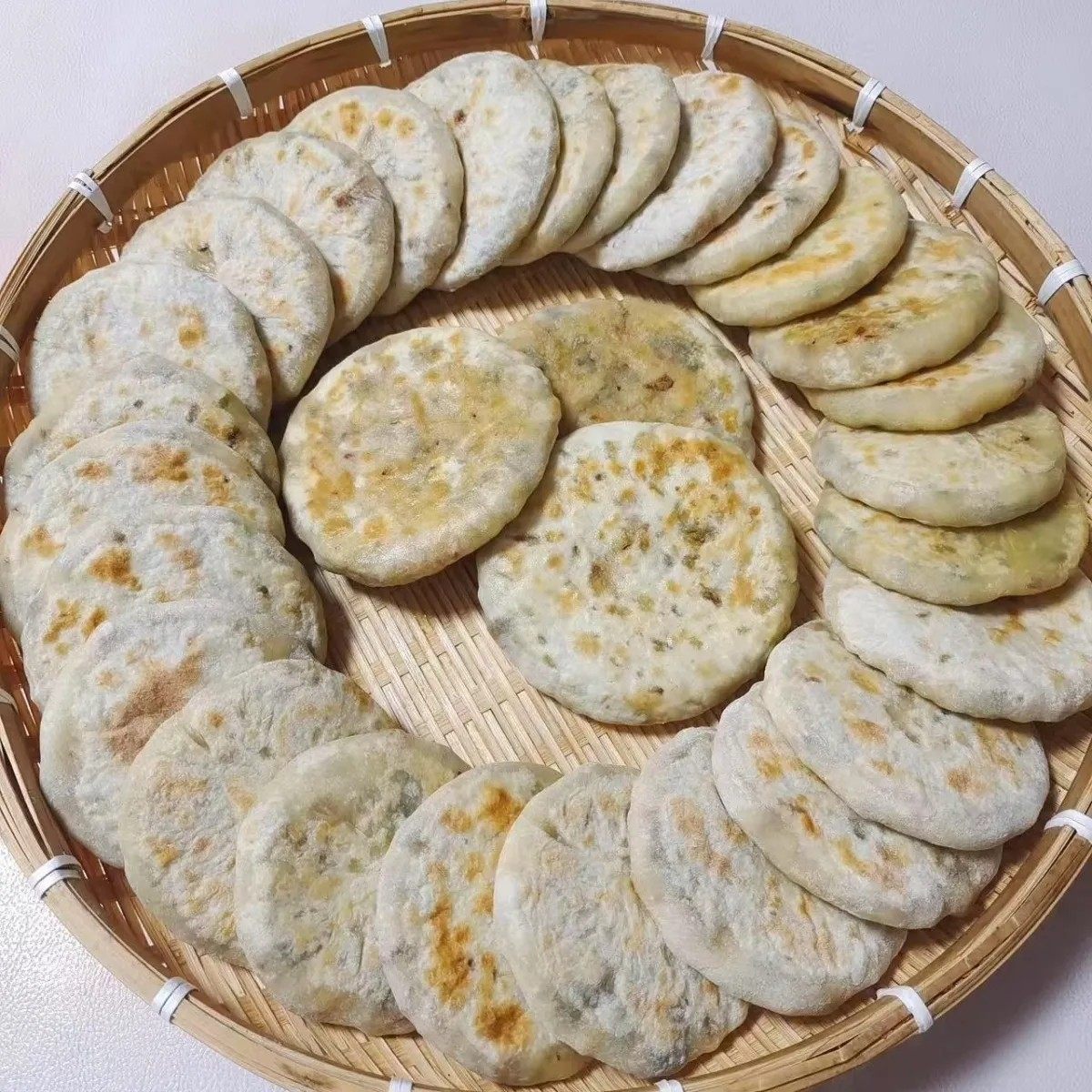 梅干菜肉饼10小个 笋丁雪菜肉饼小吃烧饼酥饼徽州粑粑挞炭碳烤,粮油调味/速食/干货/烘焙,馅饼/烧饼/锅盔,淘宝优惠券,粉丝福利购,淘宝优惠卷