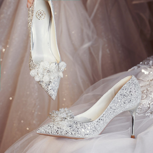 2026新可拆卸花主婚纱婚鞋不累脚