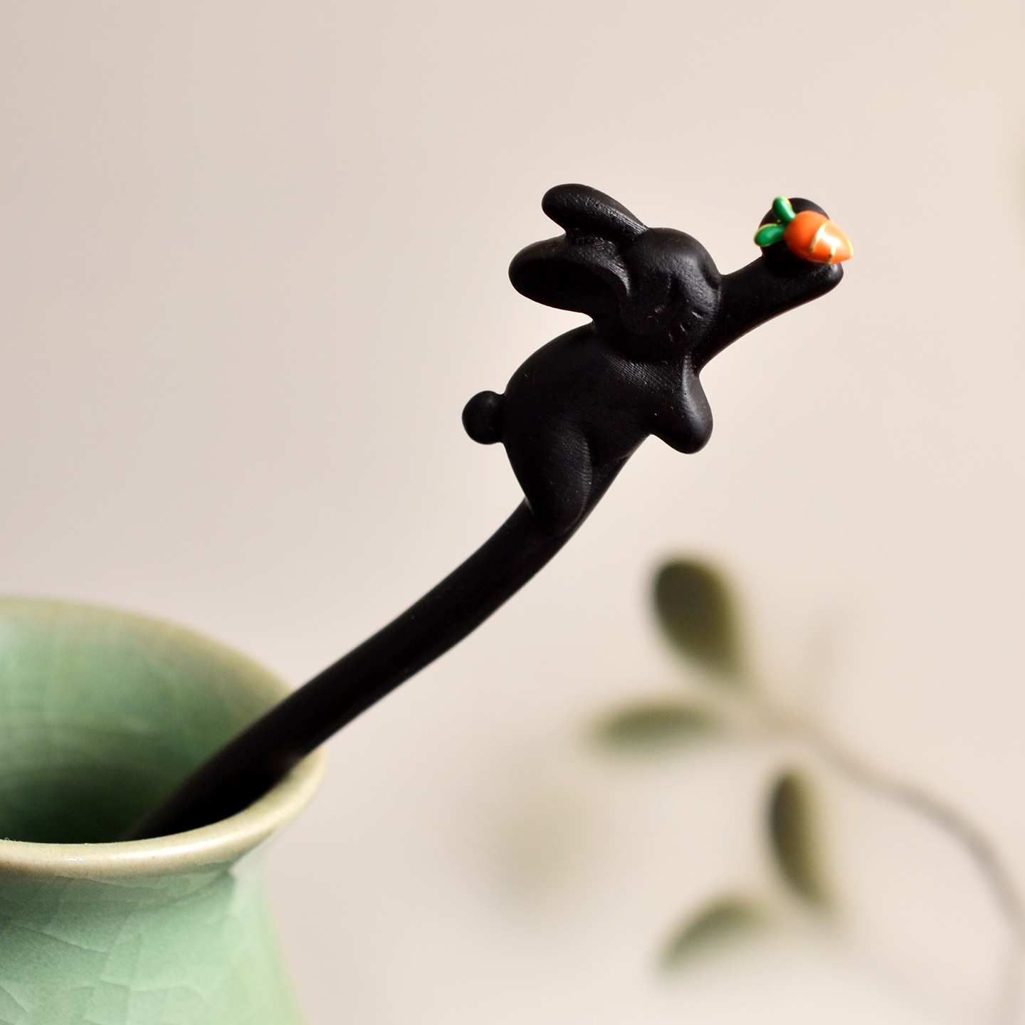 原创黑檀木滴油兔子与胡萝卜